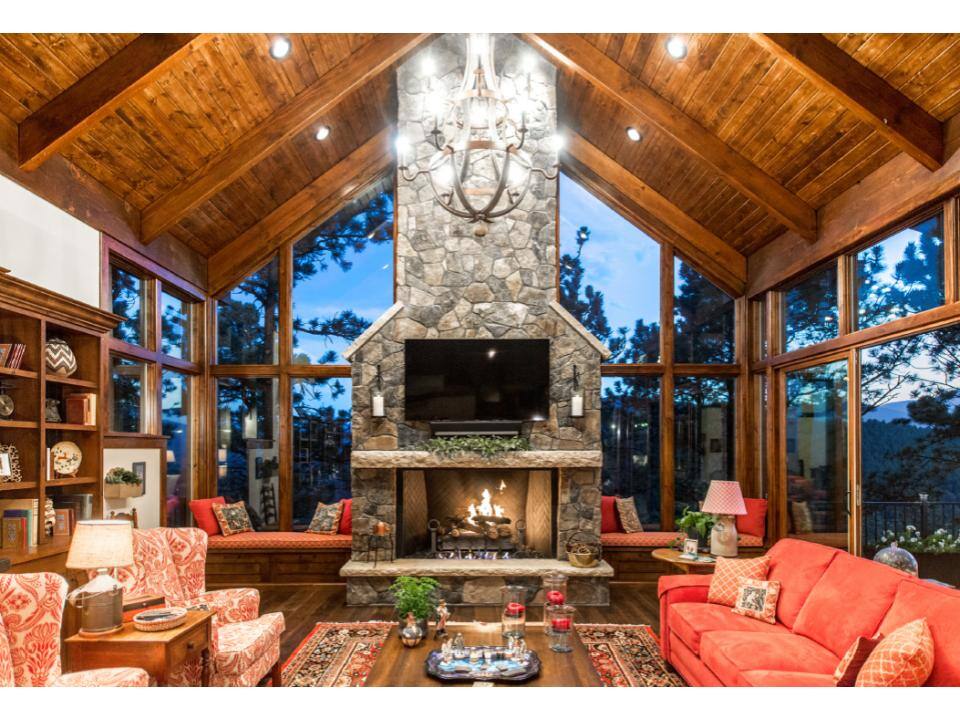 Finished Elevation Fireplace
