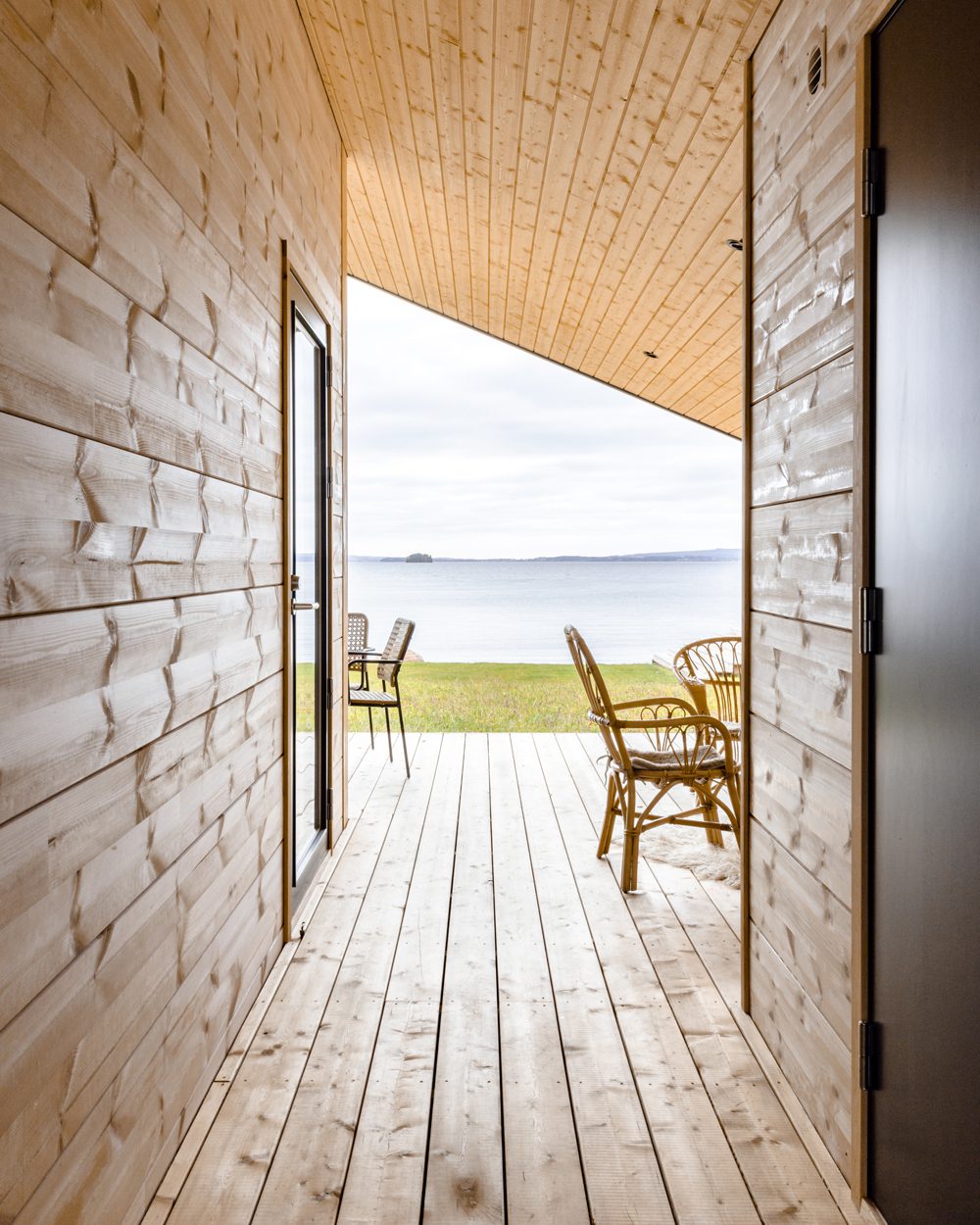 Honka Vista Custom Home Porch